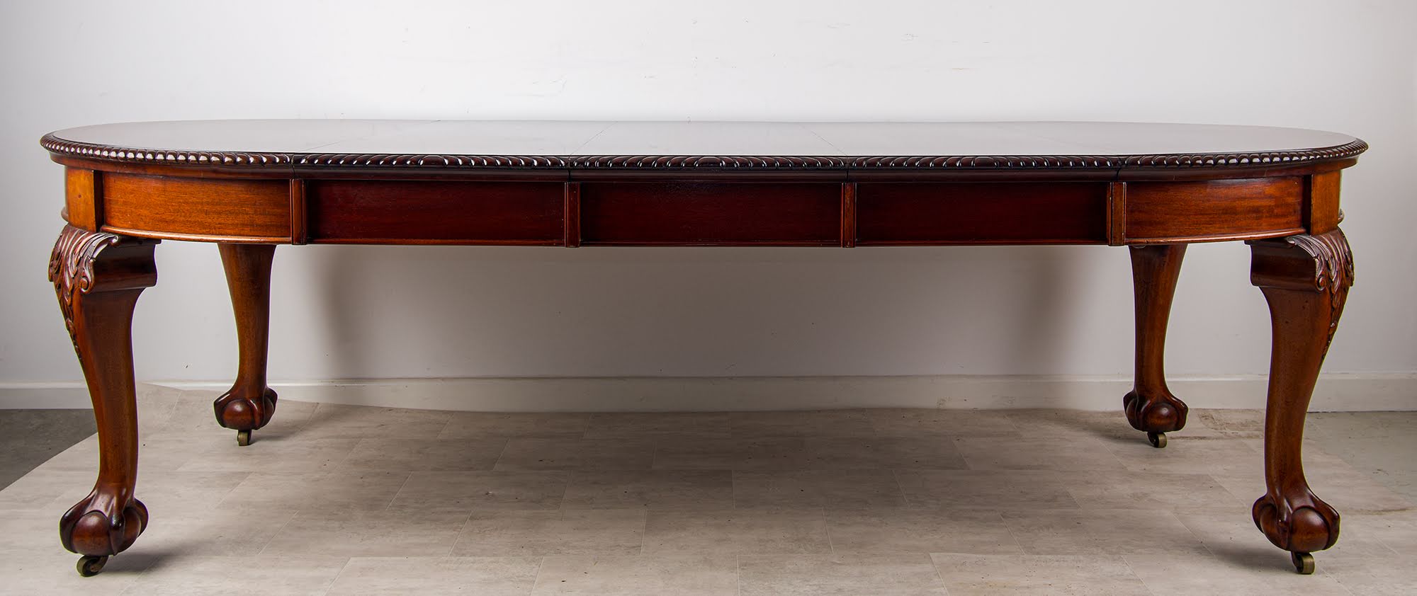 Antique Dining Tables