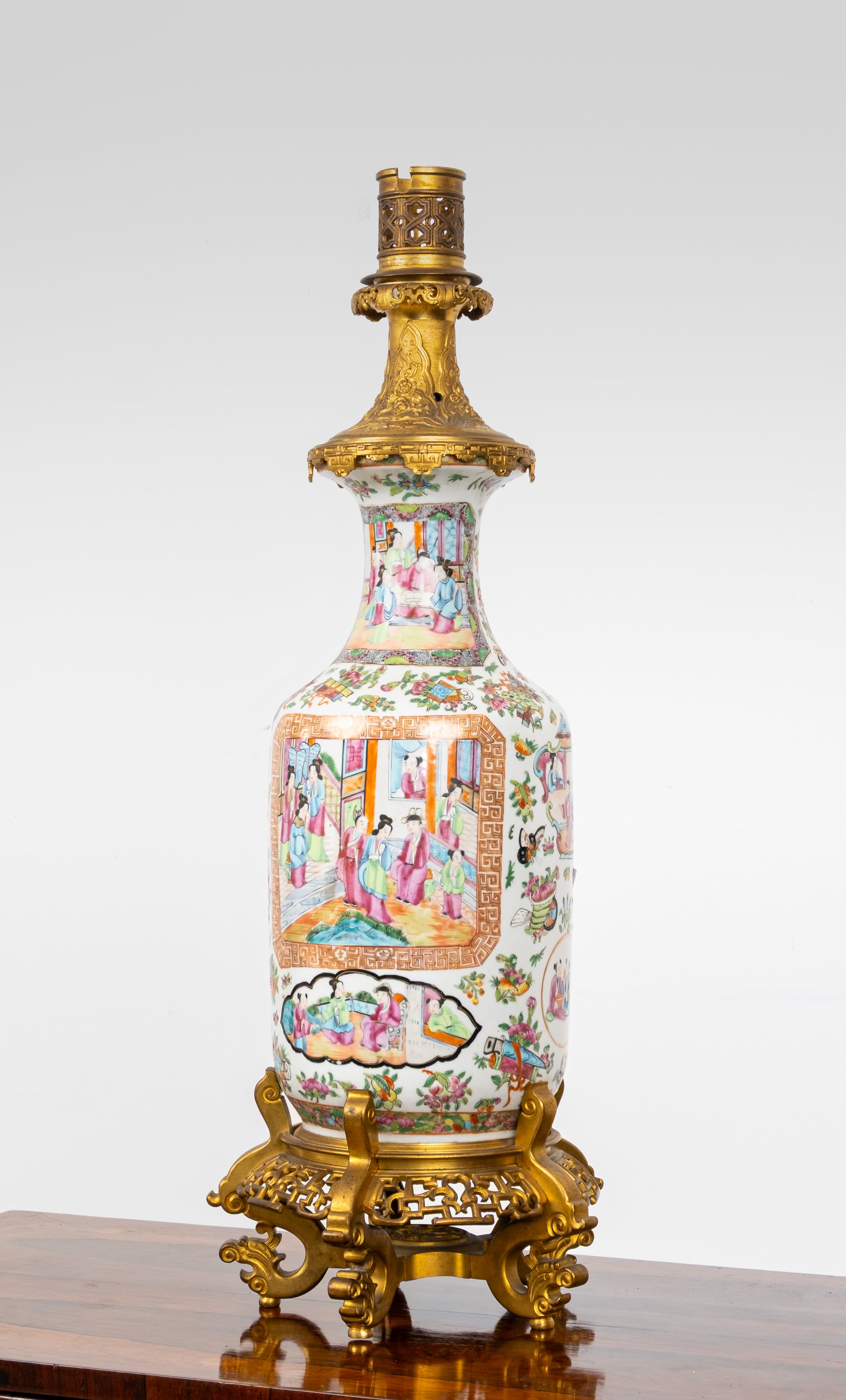 Large 19th Century Japanese Rose Medallion Porcelain Table Lamp with Gilt Bronze Mounts