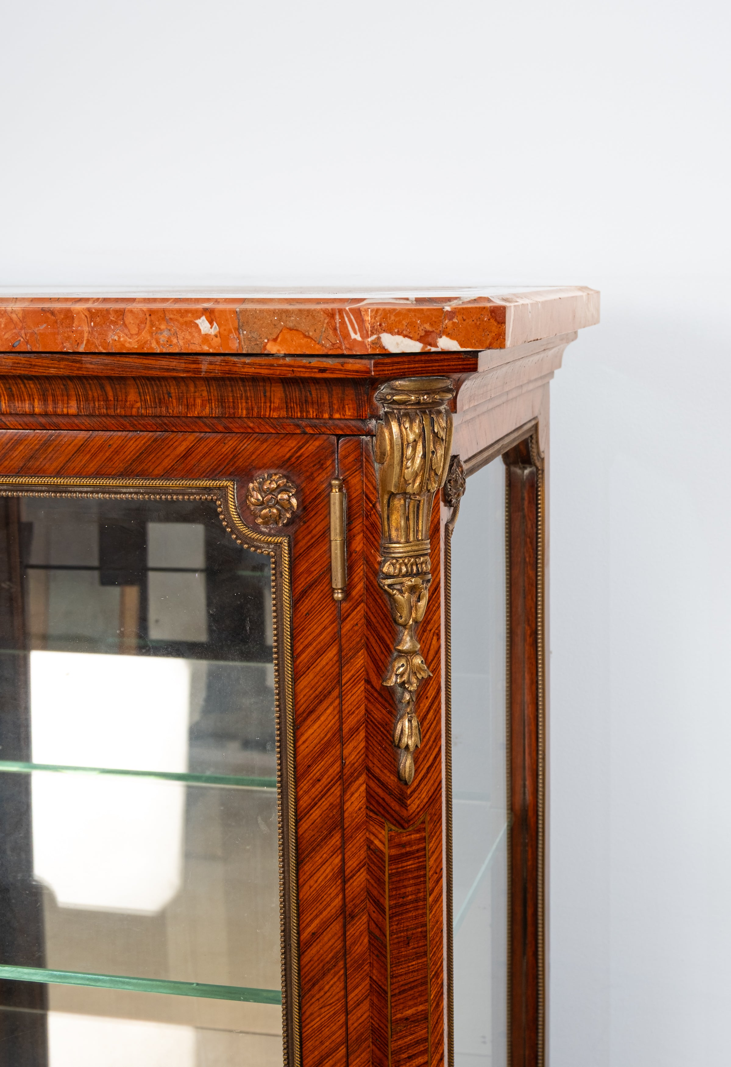 Antique Kingwood & Ormolu Display Cabinet By François Linke With Marble Top