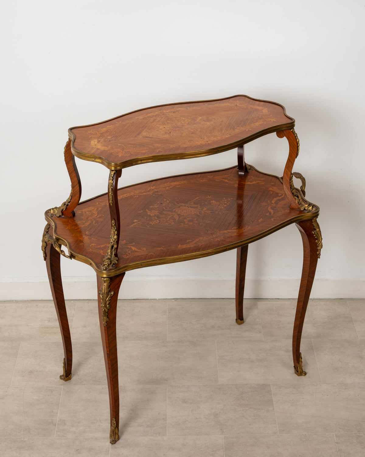 Antique French Louis XV style kingwood marquetry two-tier étagère c.1900 with gilt-bronze mounts