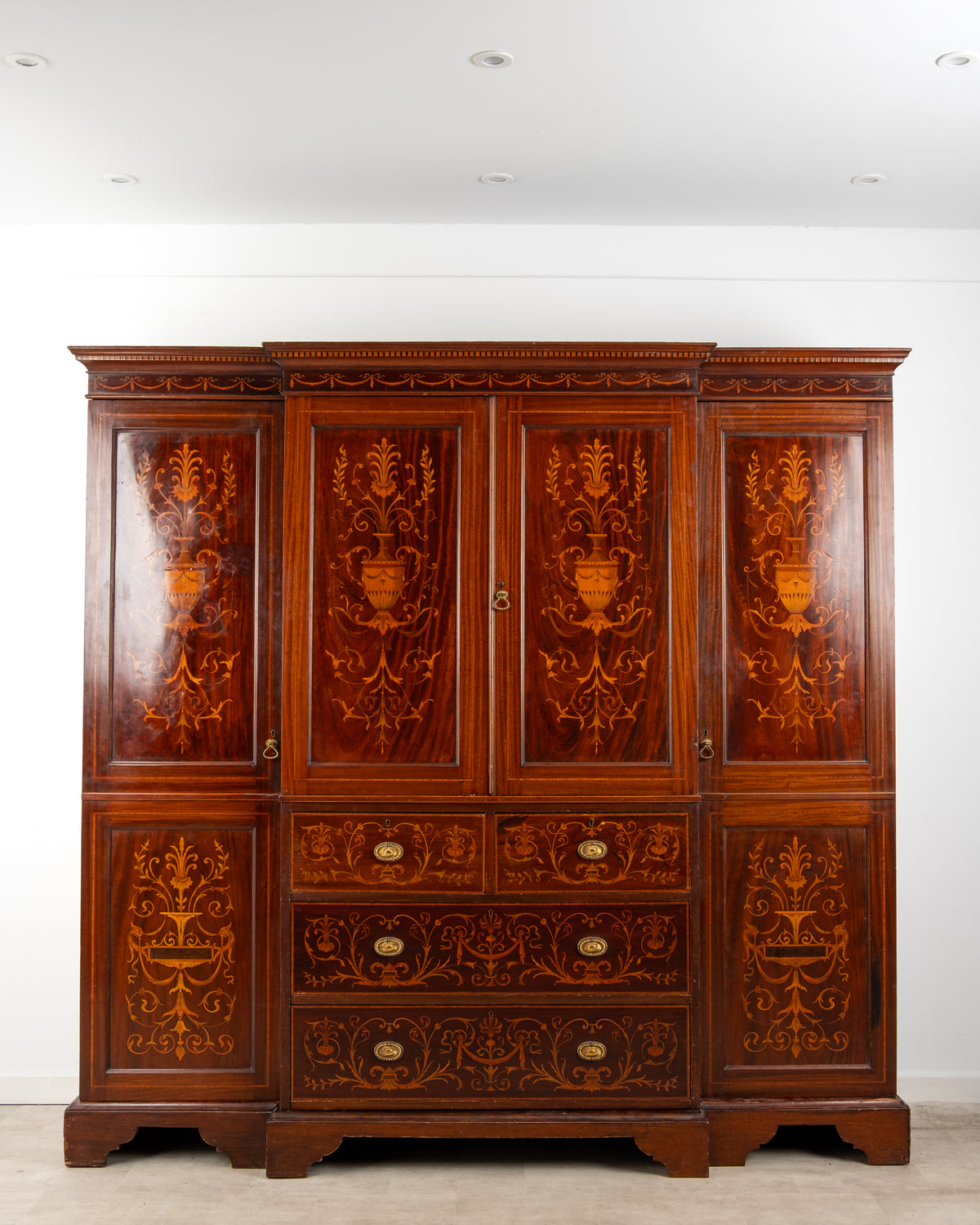 Antique Edwardian mahogany inlaid compactum wardrobe c.1900
