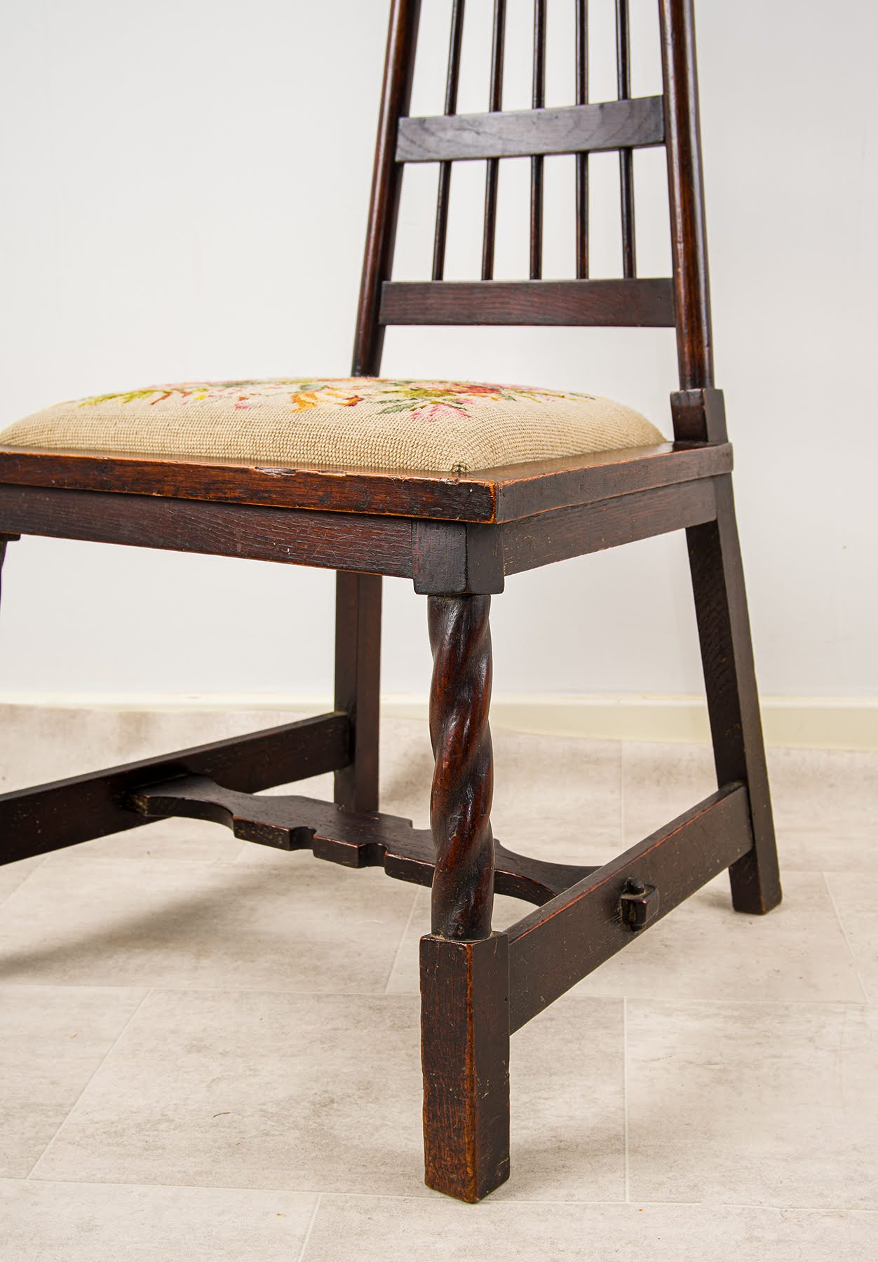 Liberty & Co Arts & Crafts Oak Chair, circa 1900