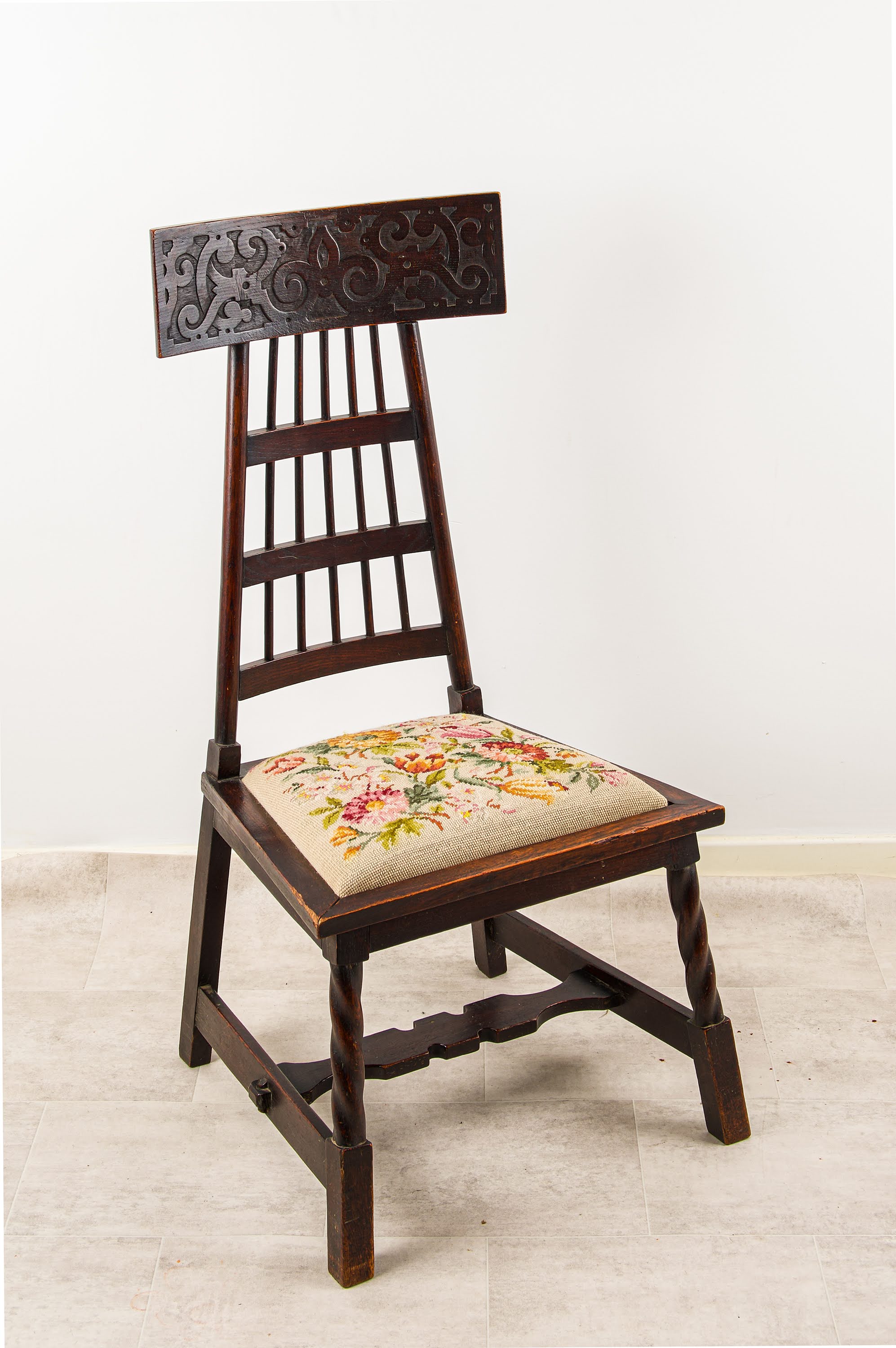 Liberty & Co Arts & Crafts Oak Chair, circa 1900