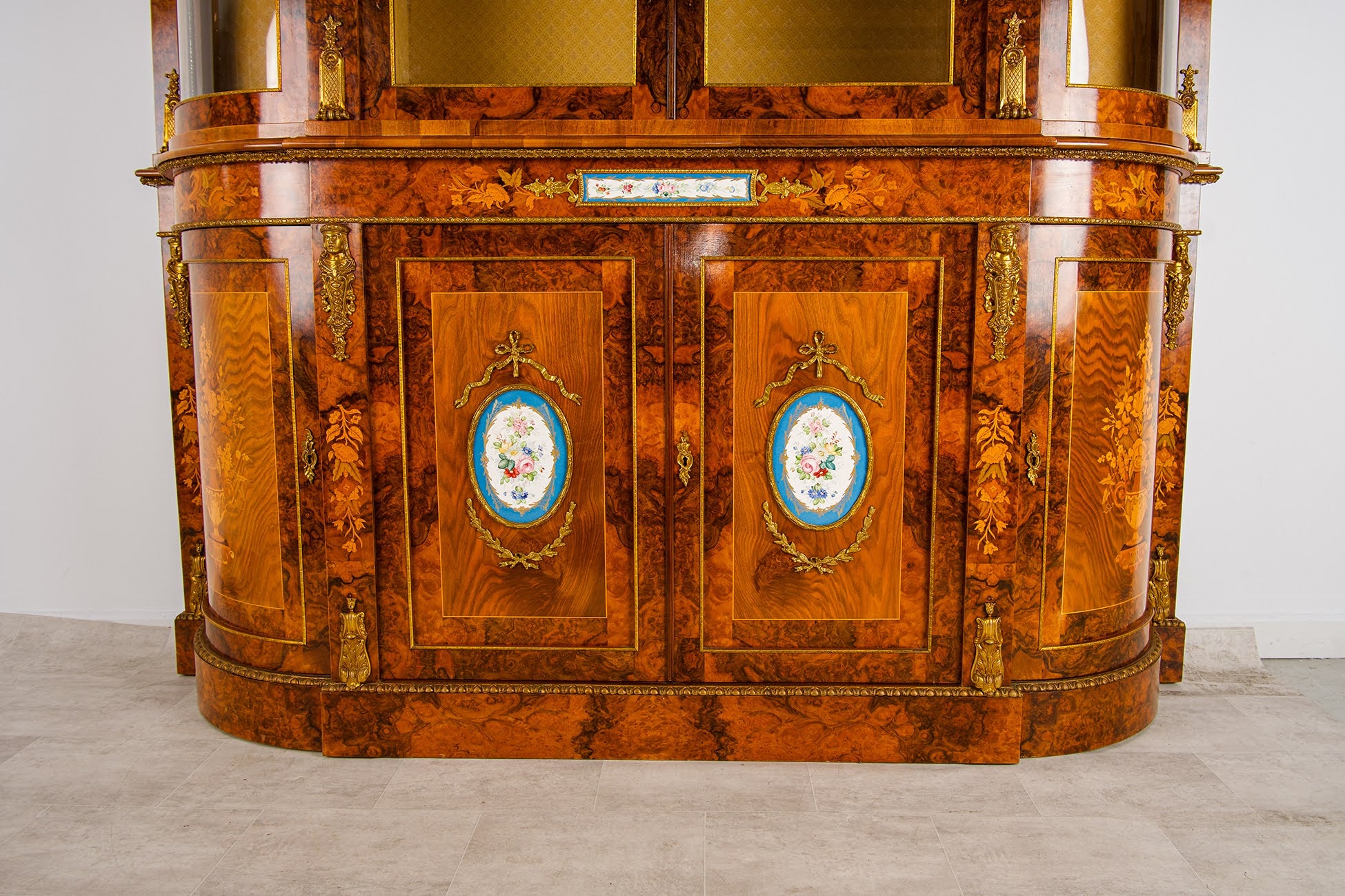 Close Up of Satinwood and Tulipwood Marquetry Inlay on Burr Walnut Display Cabinet - Hawkins Antiques