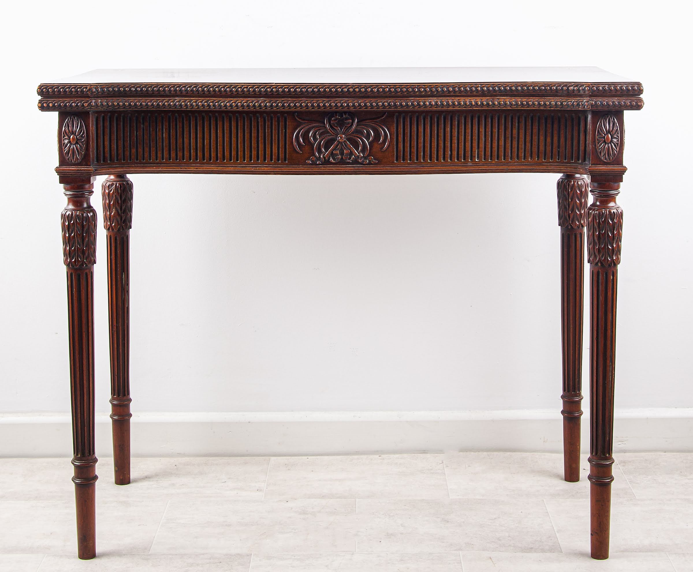 Fine Edwardian Hepplewhite Style Mahogany Fold-over Card Table C.1910