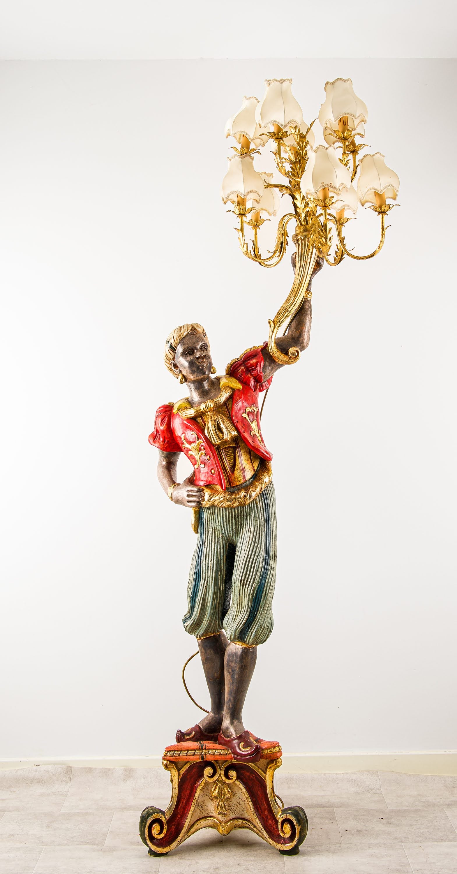 Vintage Venetian Moor Candelabra Stand - Hand-Carved & Gilt, 20th Century